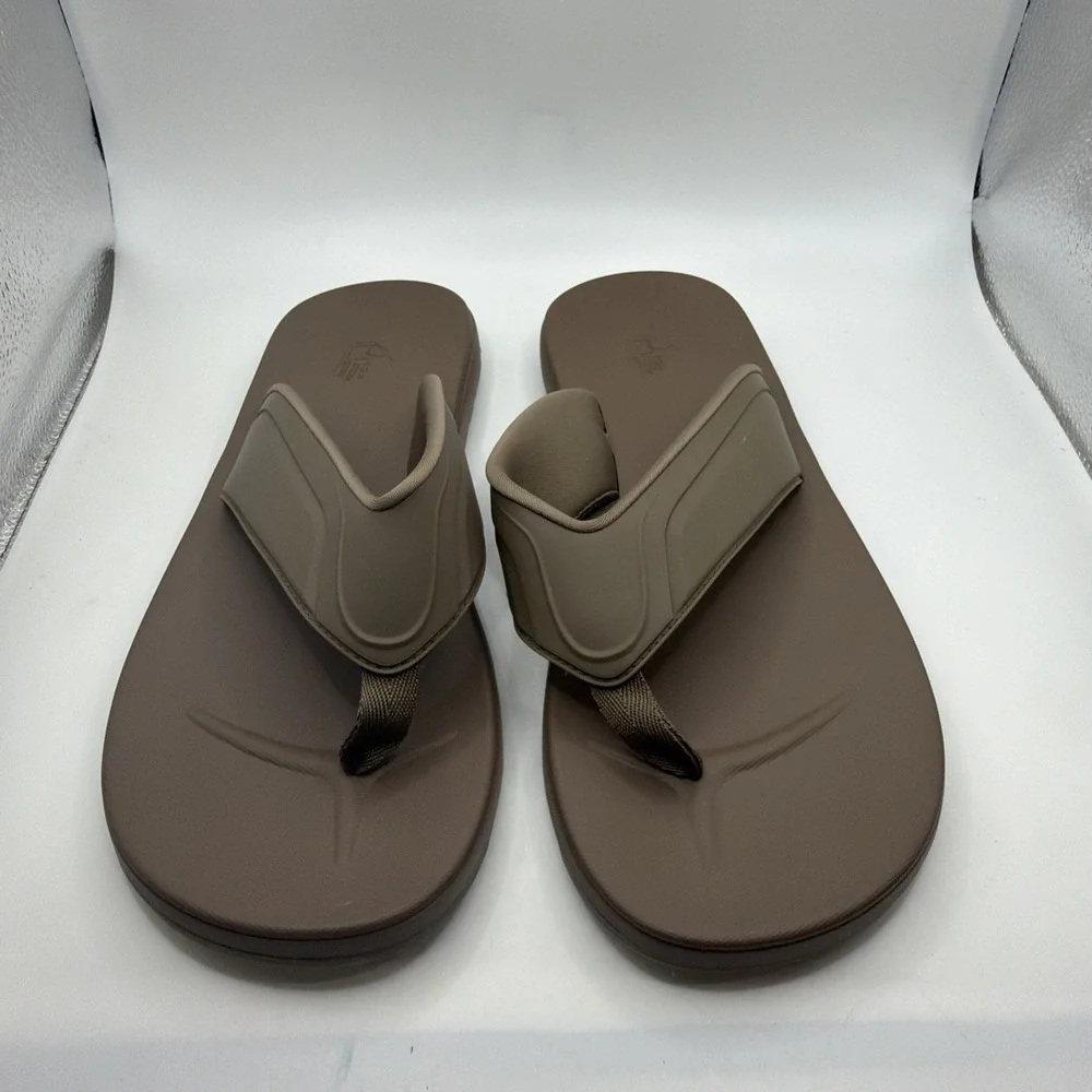 Body Glove Men's Comfort Footbed Flip Flop Sandals - Size 13- BROWN